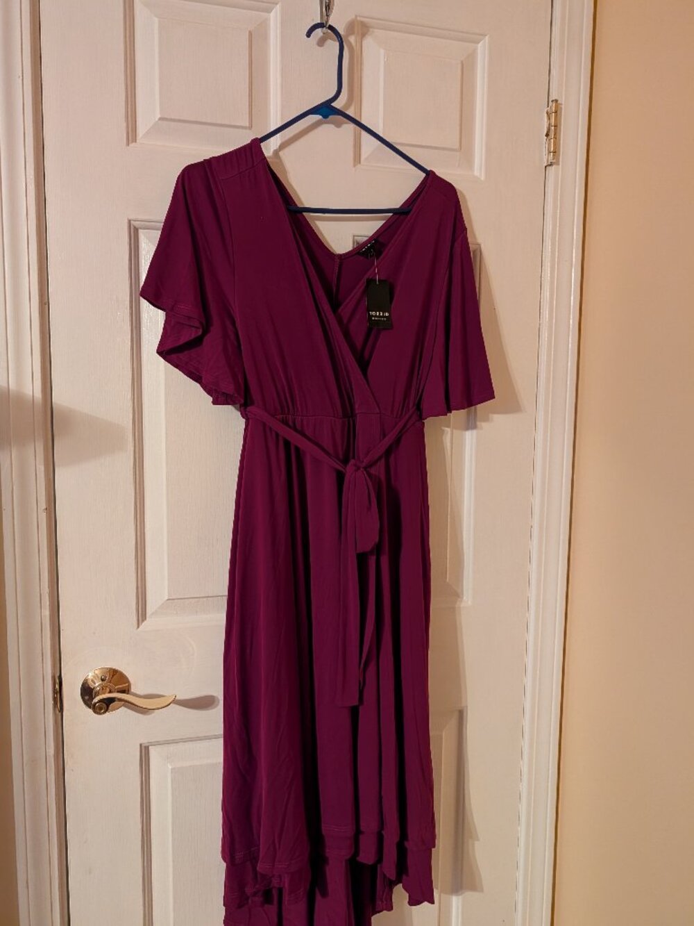 Torrid Berry Tiered wrap Midi Dress ~ Size 1/XL NWT - Picture 1 of 3